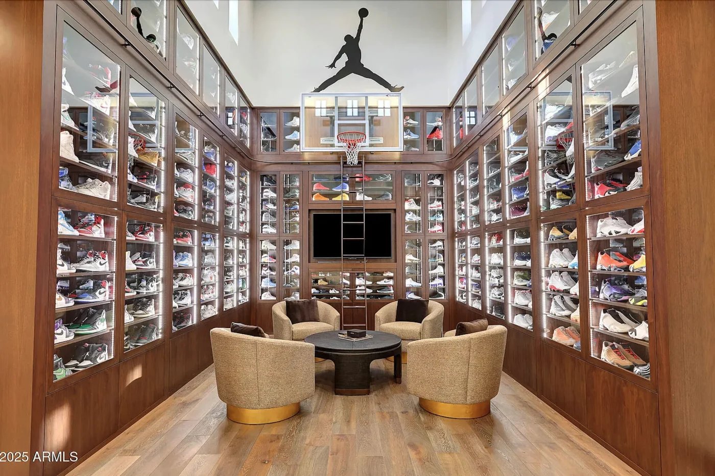 This $23.5 Million Mansion Comes With a ‘Jordan Room’